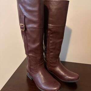 Elegant Brown/Burgundy Knee-High Women's Boots (large calf)